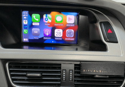 CarPlay Nachrüstung im Audi Q5 – Original-Display mit Apple CarPlay Interface